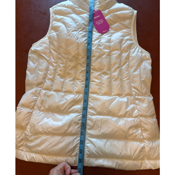 Be Inspired Packable Down Puffer Vest White Ivory Small NWT Travel Cozy - Picture 6 of 7